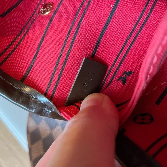 Louis Vuitton Neverfull Damier Ebene MM - Picture 3 of 16